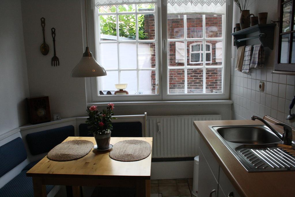 Ferienwohnung Am Mittelburgwall Friedrichstadt Exteriör bild